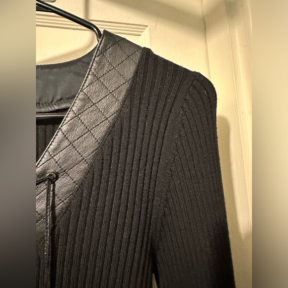 CLASSIQUE ENTIER Nordstrom Black Sweater and Leather Top Size Small - Picture 2 of 6